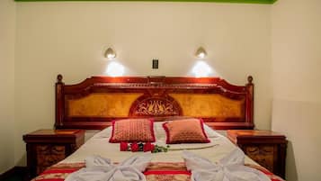 Habitación doble superior de uso individual, 1 cama Queen size | Escritorio y wifi gratis