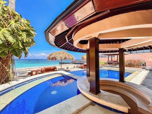 Villa Talia Vashti -  3 Bedroom, Oceanfront villa with Jacuzzi