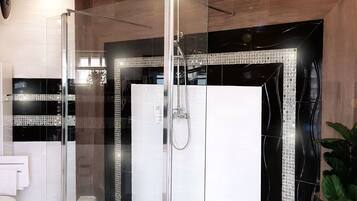 Douche de la salle de bain