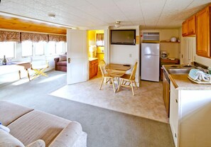 สแตนดาร์ดเคบิน | ผังชั้นอาคาร