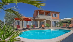Outdoor pool - Very comfortable villa with pool and top equipment and QUIET LOCATION (Kanfanar)