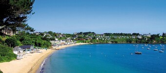 quiet warm house renovated 200 m from the sea-port range