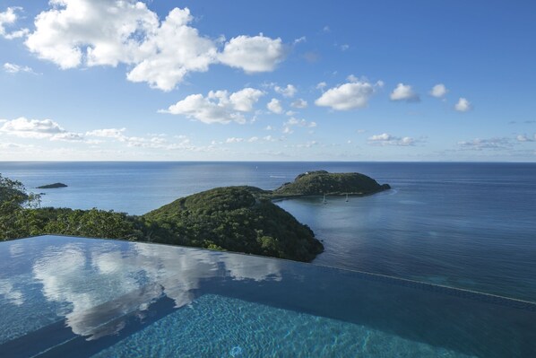 Outdoor pool - Stunning views! Infinity pool. 5* South Shore home. (Cruz Bay)