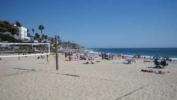 Sun-loungers, beach towels