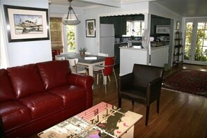 Smart TV, books, music library, stereo