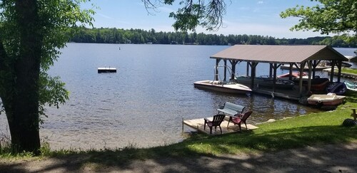 Lake Muskoka Cottage with Sandy Beach