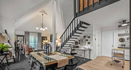 View Haven - Cozy Haven with a View!