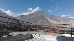 View from property - Hunza experience guest house (Gilgit)