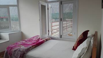 Comfort Twin Room, 1 Double Bed, Accessible, Valley View | 1 bedroom, premium bedding, in-room safe, desk