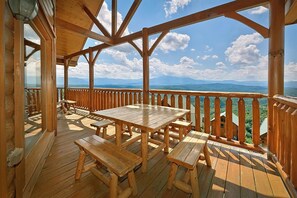 Apartment | Balcony view
