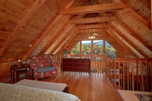 Apartment | Sauna - Moonshiners View Apartment 2 (Gatlinburg)