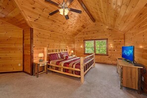 Apartment | 6 bedrooms, iron/ironing board, free WiFi - Uwoduhi Pool Lodge Apartment 6 (Cosby)