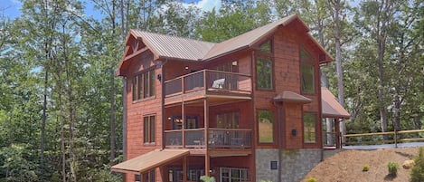 Cabin | Property grounds