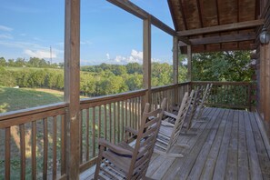 Cabin | Porch - Mountain Pool Lodge Apartment 4 (Sevierville)