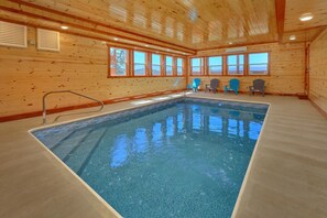 Cabin | Indoor pool