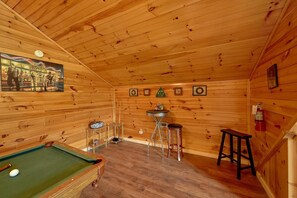 Cabin | Billiards