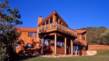 House, Berbilang Katil (Ski Trail Lodge II) | Depan hartanah