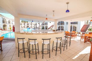 Bar (en el alojamiento)