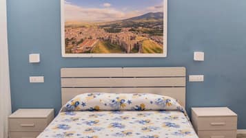 Deluxe Double or Twin Room, Balcony | Desk, soundproofing, free WiFi