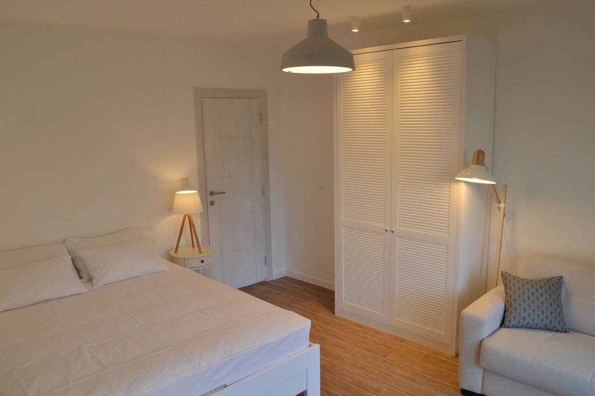 Family Studio, 1 Queen Bed with Sofa bed, Balcony