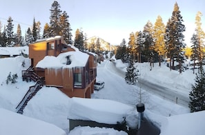 Townhome, 3 Bedrooms (Courchevel #9 Bldg. C) | Property entrance - Courchevel 9- Ski-In Ski- Out (Mammoth Lakes)