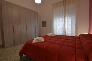 Premium tweepersoonskamer, 1 queensize bed, niet-roken | Verduisterende gordijnen, gratis wifi, beddengoed