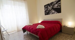 Tweepersoonskamer, 1 queensize bed | Verduisterende gordijnen, gratis wifi, beddengoed