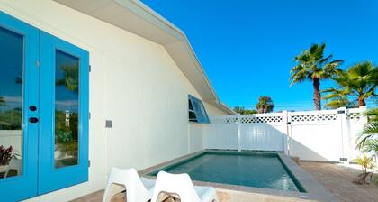 Anna Cabana B: Pool Home, AMI North End, 2 Blocks to Beach by Anna Maria Life Vacation Rentals