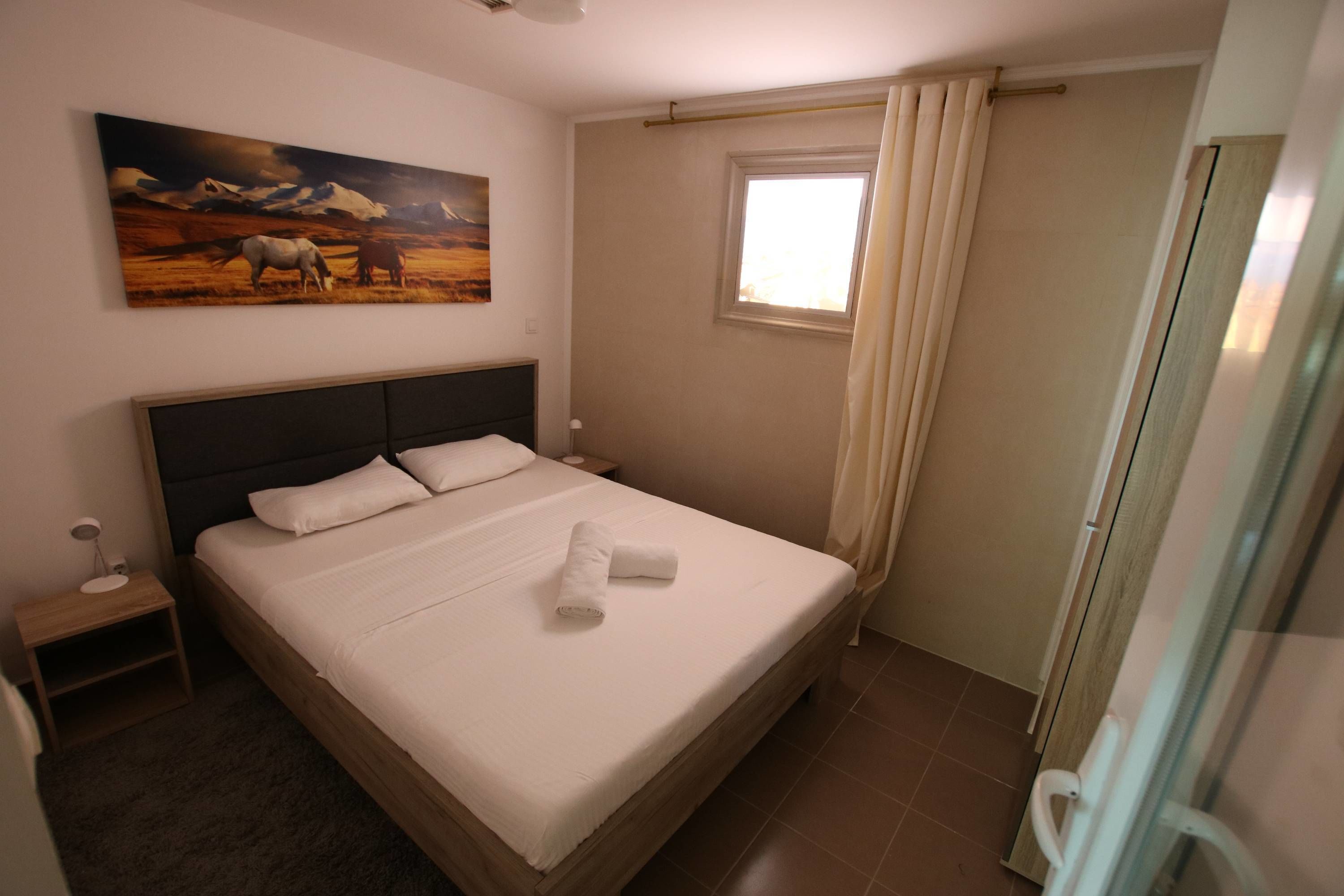 Apartemen Superior, 2 kamar tidur, teras, pemandangan laut | Meja kerja, Wi-Fi gratis, dan seprai linen