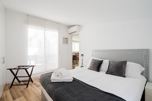 2 slaapkamers, een strijkplank/strijkijzer