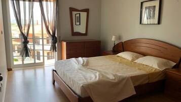 2 Schlafzimmer, Bügeleisen/Bügelbrett, kostenloses WLAN, Bettwäsche