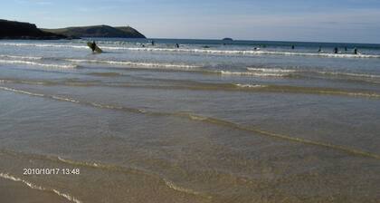 The Bailiff's House - Perfect for multiple dogs and their family.