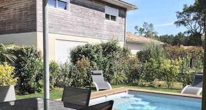 Haus mit 4 Schlafzimmern, 8 Personen mit Pool, "Matira" genannt