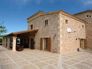 Exterior - Villa 18 pax with large pool close to Es Trenc (Campos - Sa Rapita)