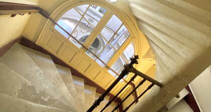 Calme, Central et Ensoleillé, vue dégagée- 3*