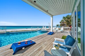 Outdoor pool, a heated pool
