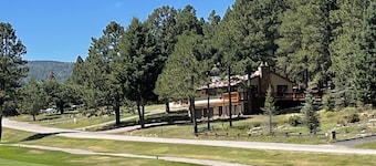 On Golf Course, 4 Bedrooms, 3 bathrooms, Sleeps 10