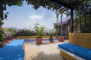 Property grounds - Luxury Spanish colonial house in Cartagena Colombia                              (Cartagena)