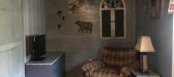 Enjoy Fishing, Boating and Family time at Pickwick!