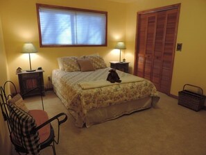 3 quartos, ferros/tábuas de passar roupa, Wi-Fi, roupa de cama