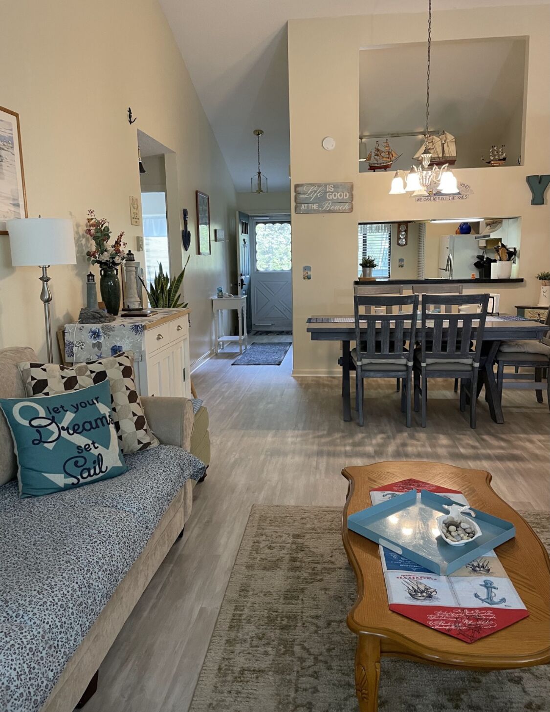 Book it now! Clean cute family-friendly Ocean Edge cond