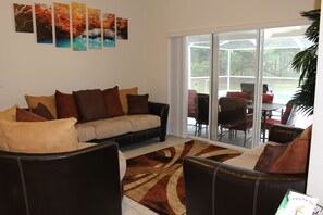 Een smart-tv en videogames