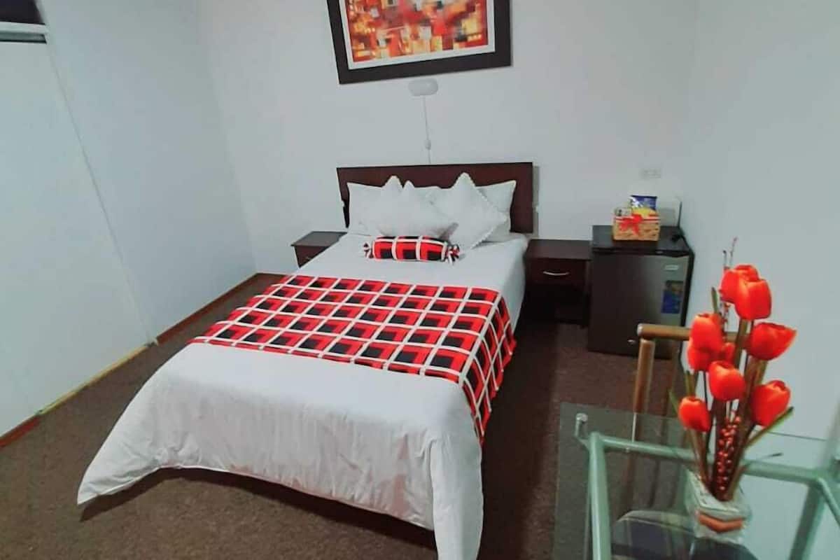 Habitacion matrimonial, Queen bed, baño privado