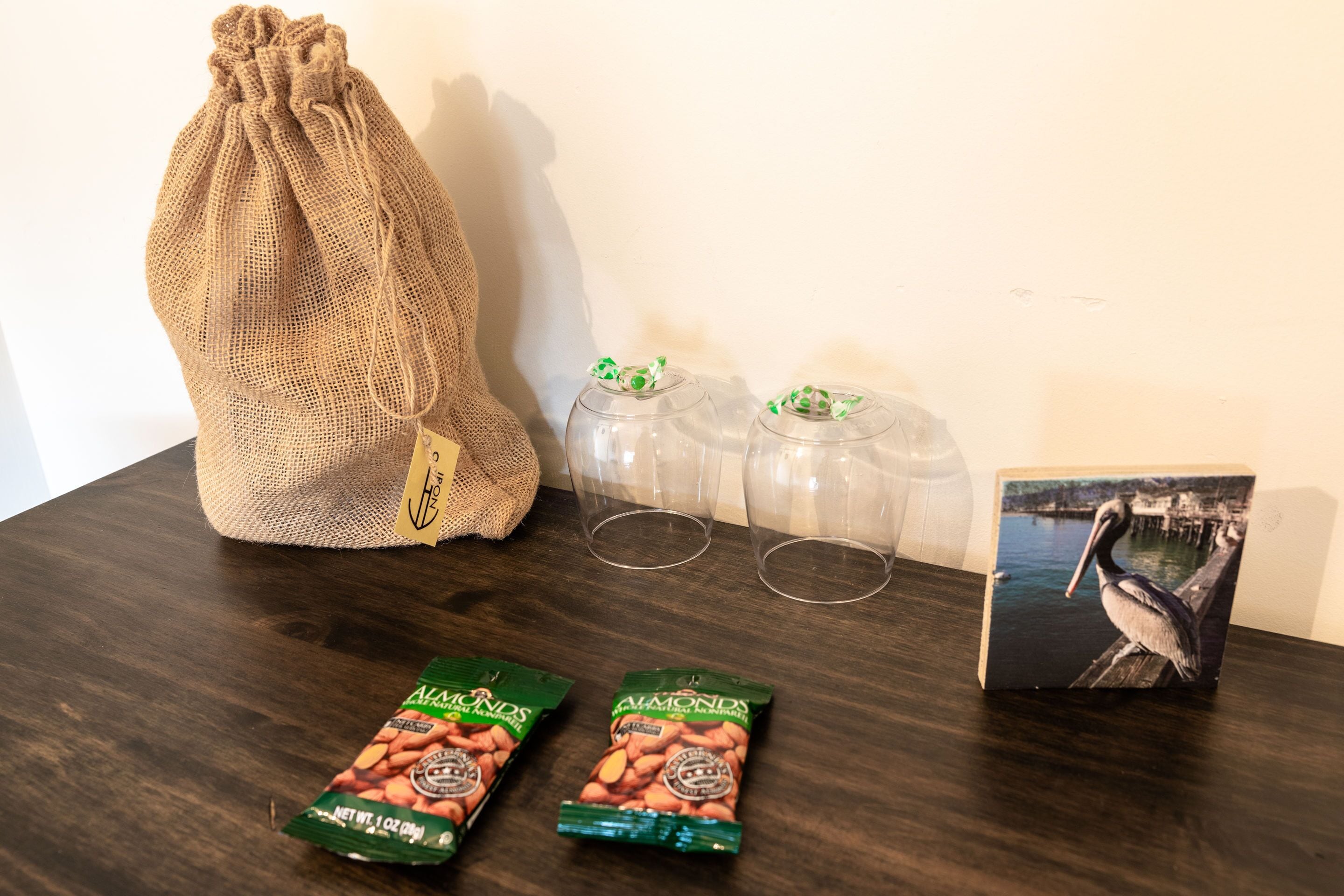 standard room, 1 king bed | coffee and/or coffee maker