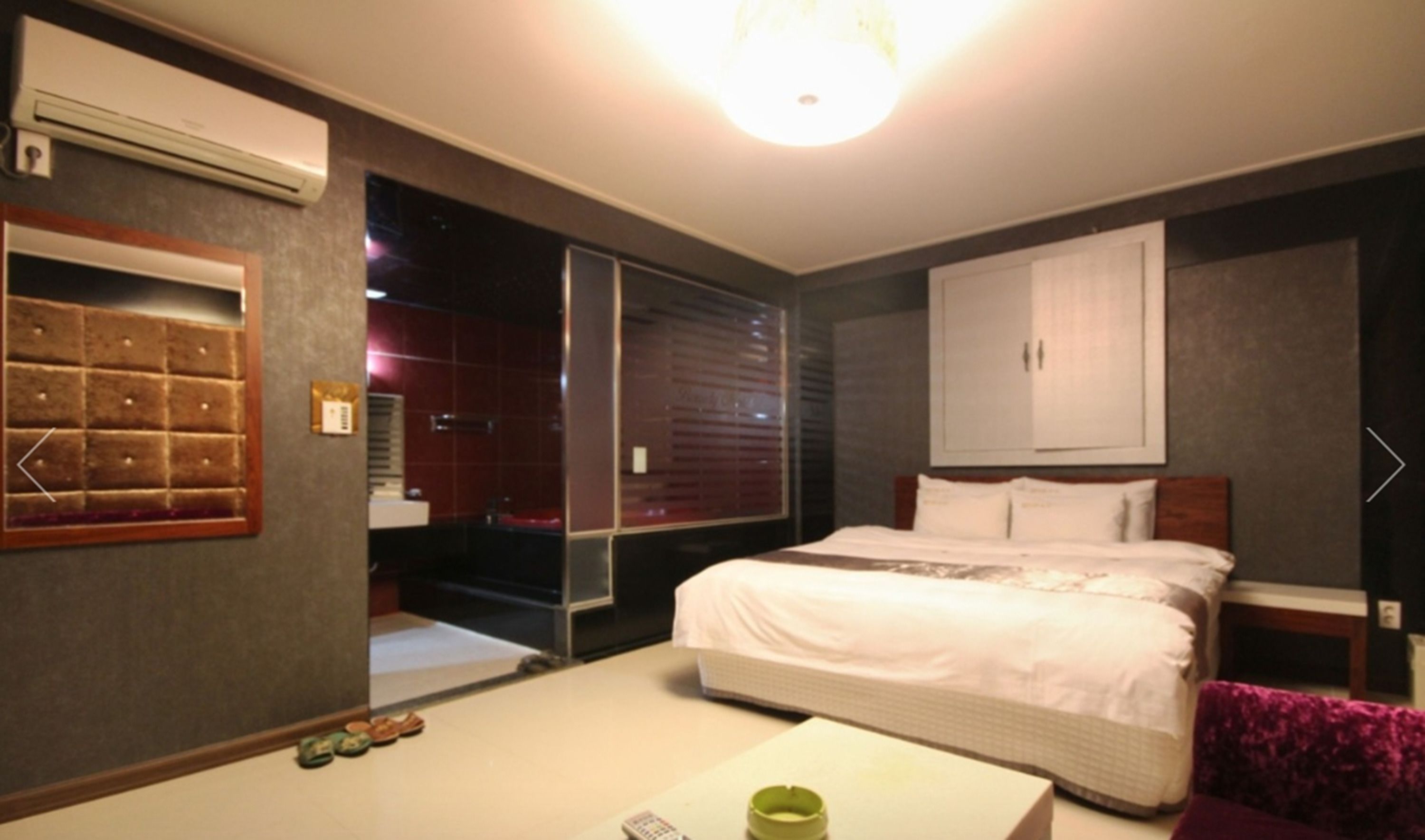 suite | free wifi, bed sheets