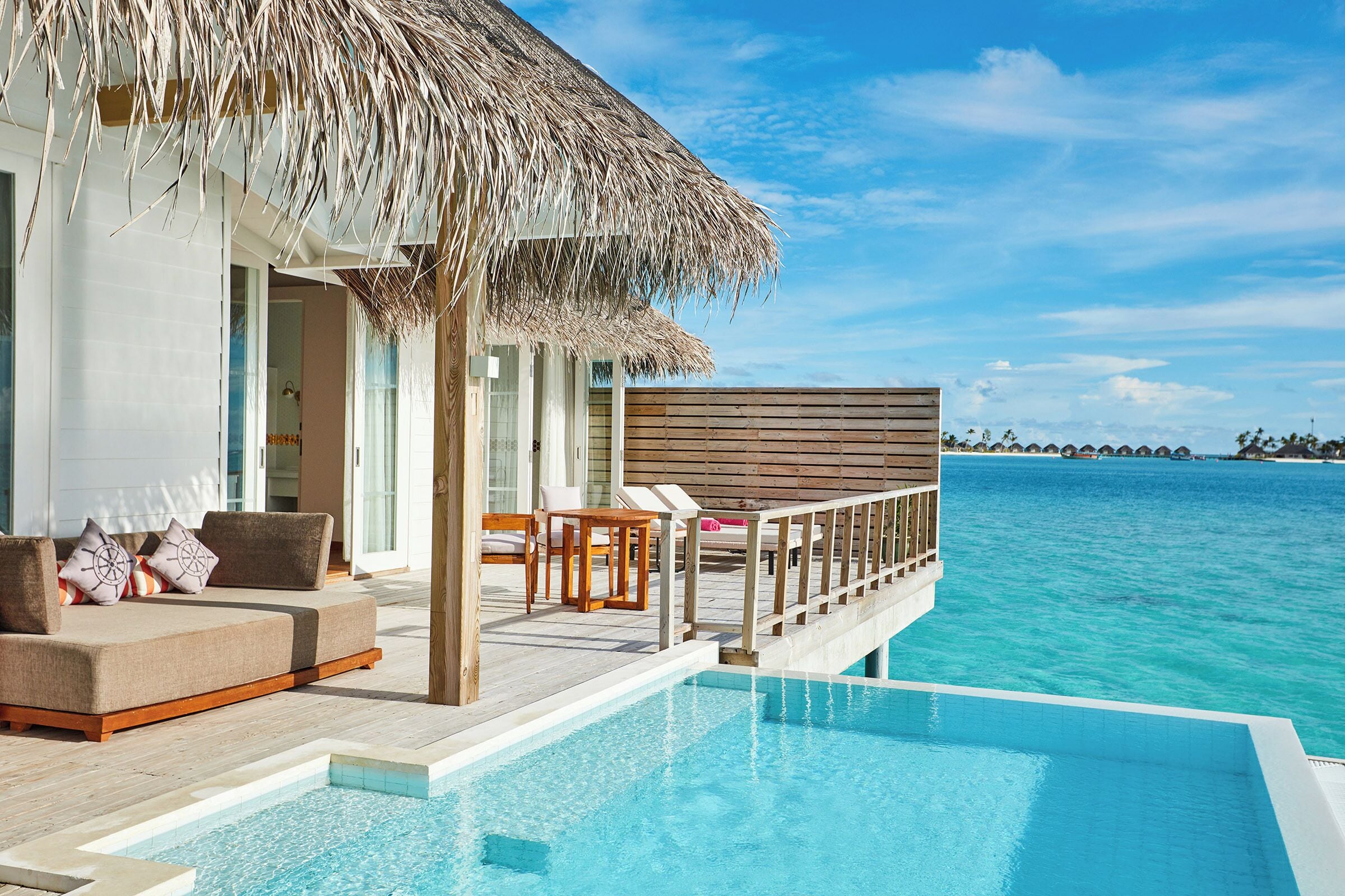 Two Bedroom Ocean Residence with Private Pool (Free Transfers for 2 Pax, Min 7 Nights Stay) | شرفة/رواق