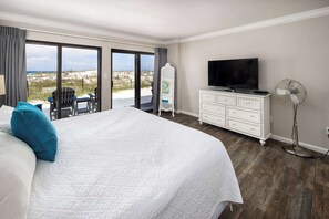 2 室のベッドルーム、アイロン / アイロン台、WiFi (無料)、ベッドシーツ