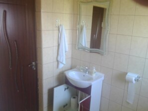 Shower, free toiletries, towels - Casa Noastra Vama Veche (Limanu)