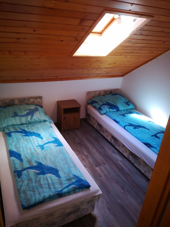 Desk, soundproofing, bed sheets
