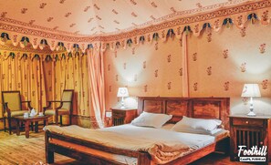 1 bedroom, in-room safe, laptop workspace, blackout drapes - Foothill Pushkar Resort (Ajmer)